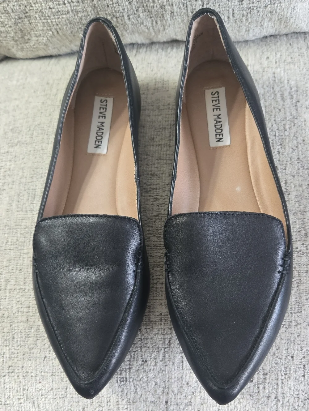 Steve Madden Black Pointed Leather Loafers